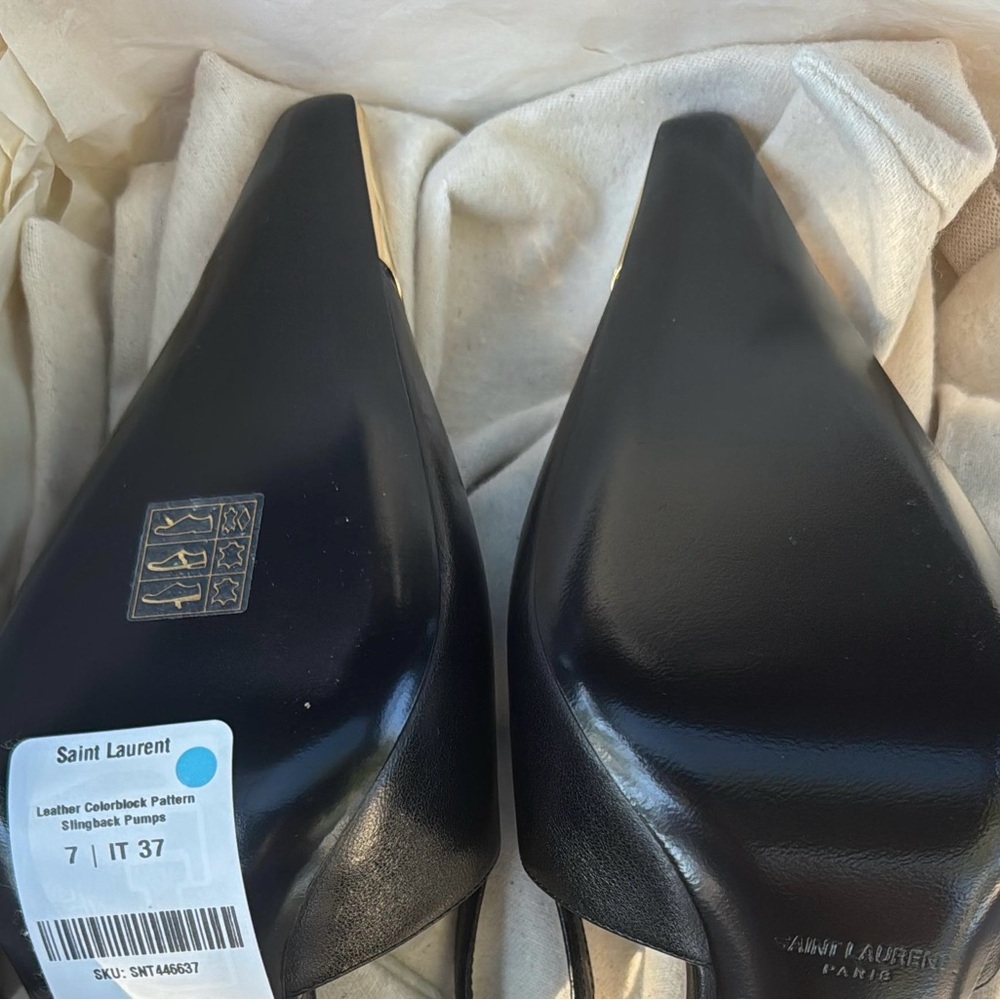 Saint Laurent Jeanne Slingback Pumps in smooth leather - black and gold - Picture 2 of 8